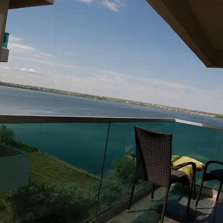 Vega View 아파트 *